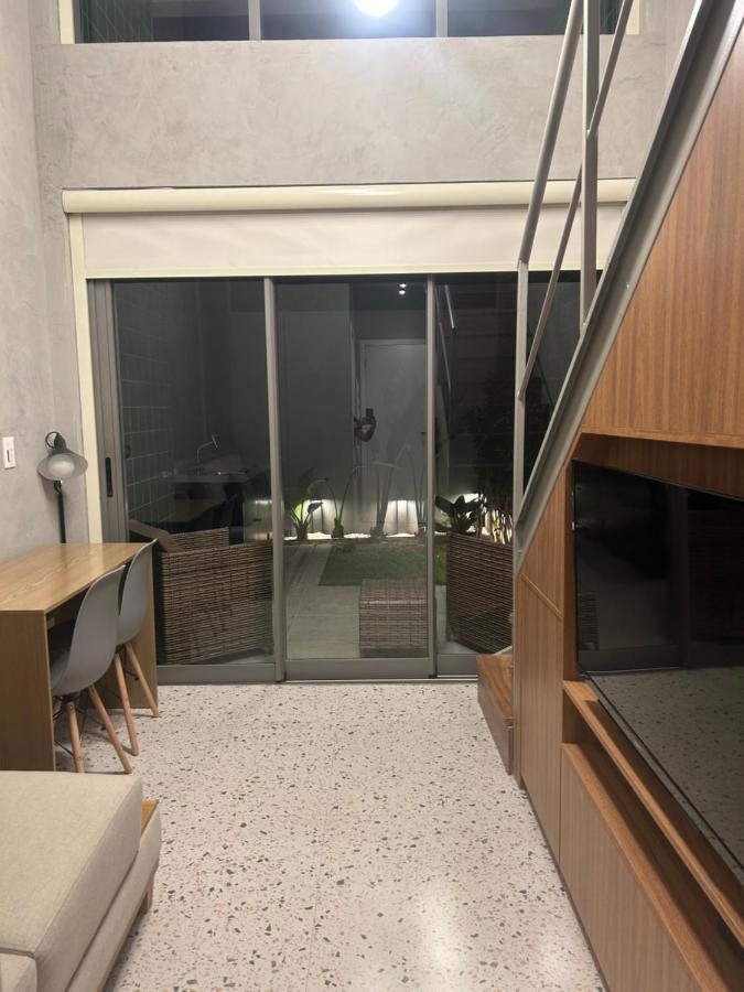 サンパウロ Pinheiros Duplex No Poolアパートホテル エクステリア 写真